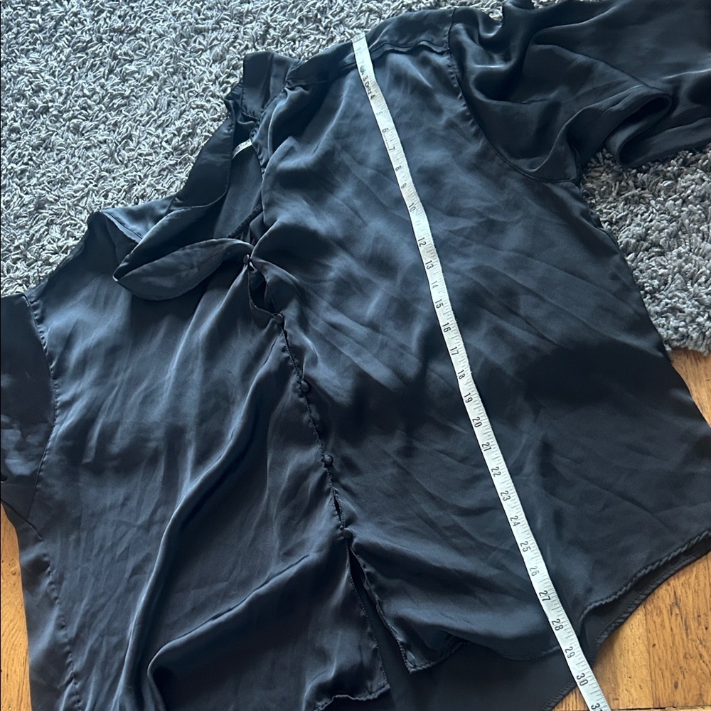 Intimately Free People Black Women's Silky Satin Button-Front Blouse Size Large - Picture 8 of 10